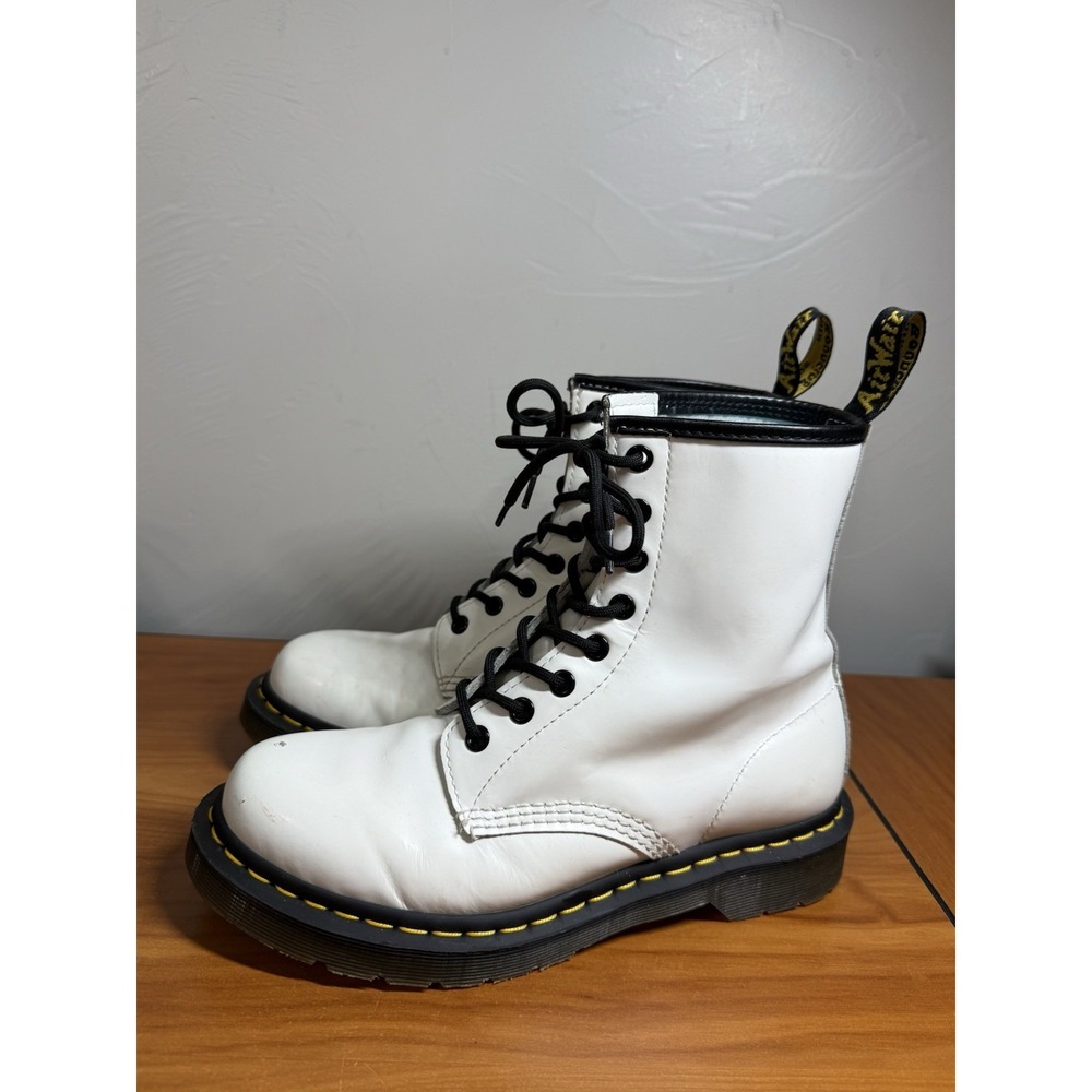 Dr. Martens 1460 Boots Womens Size 8/39 White Leather Ankle Combat Lace Up